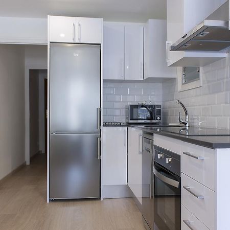 Flateli Roger 6 Apartman Barcelona Kültér fotó