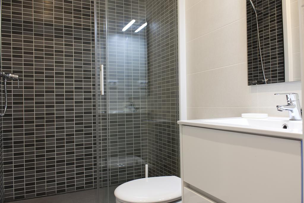 Flateli Roger 6 Apartman Barcelona Kültér fotó