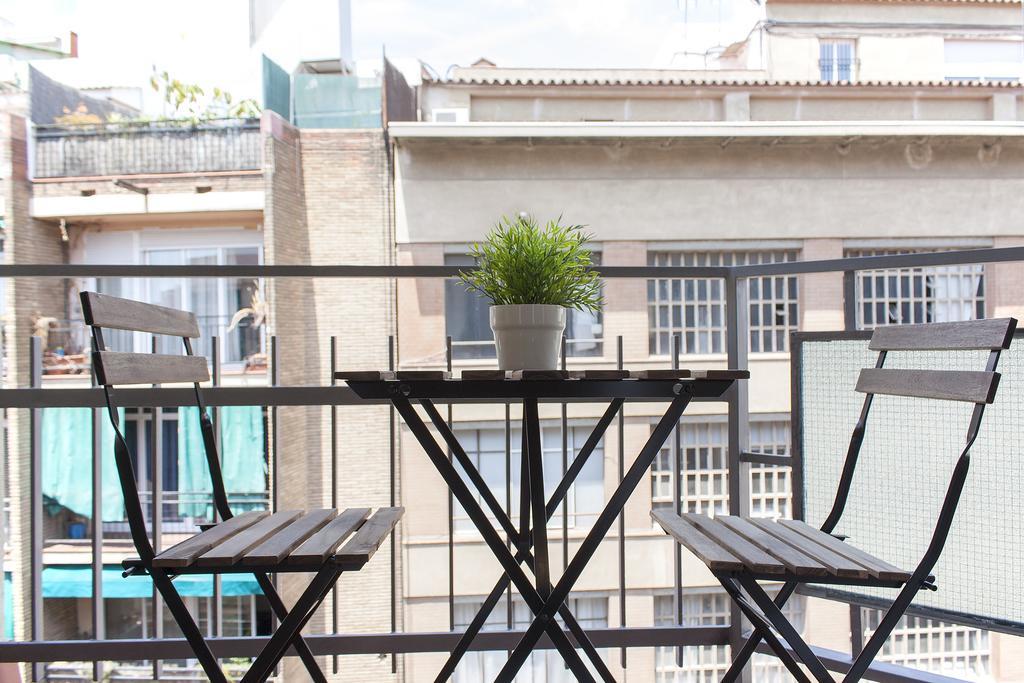 Flateli Roger 6 Apartman Barcelona Kültér fotó