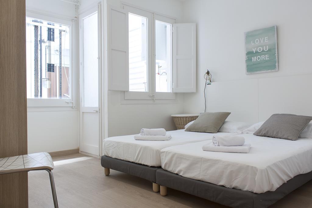 Flateli Roger 6 Apartman Barcelona Kültér fotó